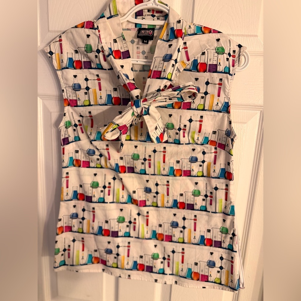 Retrolicious laboratory shirt